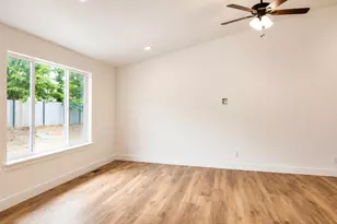 225 W 500 N, Santaquin, UT 84655 - Photo 8