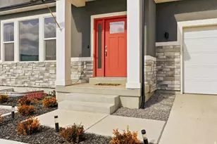 2395 E Boxwood Ln, Eagle Mountain, UT 84005 - Photo 4