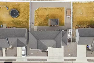 2395 E Boxwood Ln, Eagle Mountain, UT 84005 - Photo 42