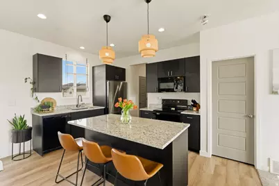 2395 E Boxwood Ln, Eagle Mountain, UT 84005 - Photo 12