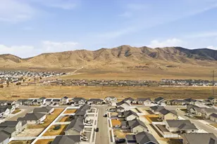 2395 E Boxwood Ln, Eagle Mountain, UT 84005 - Photo 44