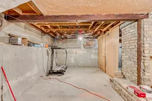 631 E 3390 S, South Salt Lake, UT 84106 - Photo 32