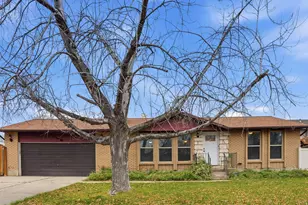 5758 S Bennion Dr, Taylorsville, UT 84129 - Photo 4