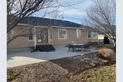 9067 S Wisteria Way, West Jordan, UT 84088 - Photo 6