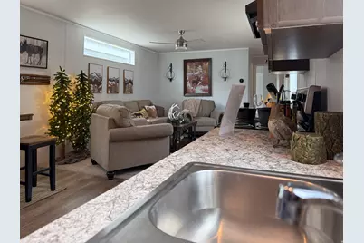 493 Valley View Dr, Hyrum, UT 84319 - Photo 4