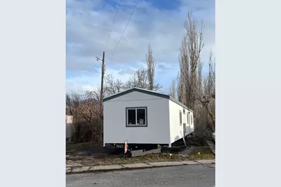 493 Valley View Dr, Hyrum, UT 84319 - Photo 2