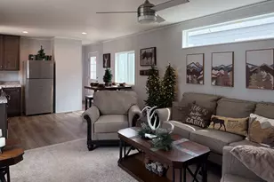 493 Valley View Dr, Hyrum, UT 84319 - Photo 8