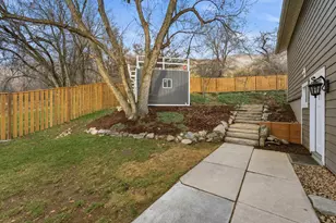 662 N 100 E, Farmington, UT 84025 - Photo 40