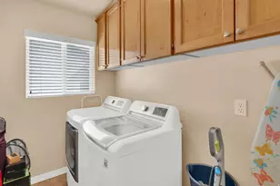 711 W 2010 S, Syracuse, UT 84075 - Photo 18