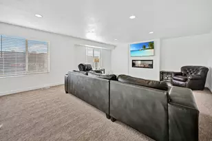 566 N Richland St, Garden City, UT 84028 - Photo 12