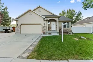 5525 Hampton Way, Stansbury Park, UT 84074 - Photo 2