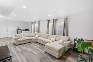 5525 Hampton Way, Stansbury Park, UT 84074 - Photo 22