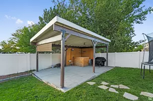 5525 Hampton Way, Stansbury Park, UT 84074 - Photo 34