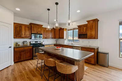 148 E 1430 S, Nephi, UT 84648 - Photo 8