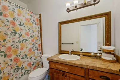 148 E 1430 S, Nephi, UT 84648 - Photo 18