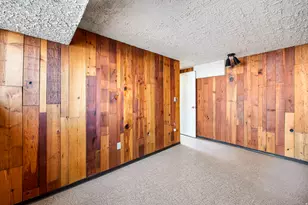 845 E Larkspur Dr, Sandy, UT 84094 - Photo 18