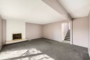 845 E Larkspur Dr, Sandy, UT 84094 - Photo 2