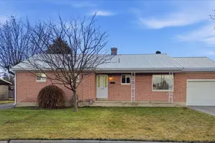 270 E 3rd S, Preston, ID 83263 - Photo 2