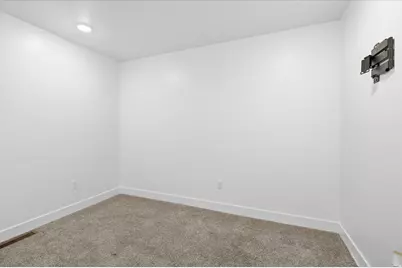 10 S 410 W, Providence, UT 84332 - Photo 12