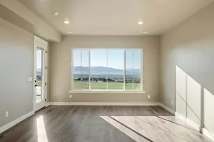 831 N Emery Ln, Elk Ridge, UT 84651 - Photo 46
