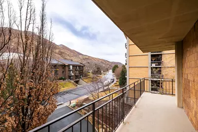 910 S Donner Way #404, Salt Lake City, UT 84108 - Photo 40