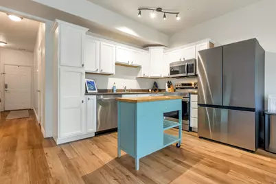 6687 S Pines Point Way, West Jordan, UT 84084 - Photo 4