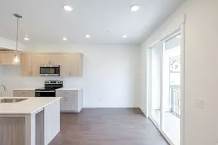 6507 W Evans Creek Cv, Herriman, UT 84096 - Photo 10