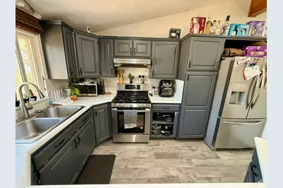 2140 W 3860 S, West Valley, UT 84119 - Photo 12