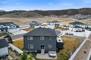 4461 E Golden Autumn Vw, Eagle Mountain, UT 84005 - Photo 38