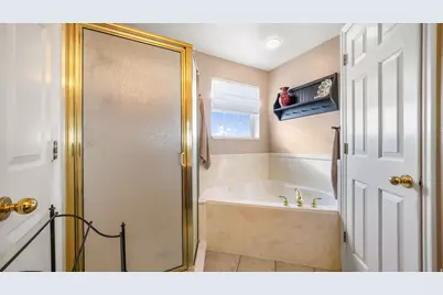 10303 N Cottonwood Dr, Cedar Hills, UT 84062 - Photo 16