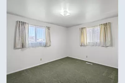 1744 Alfred Dr, Layton, UT 84041 - Photo 14