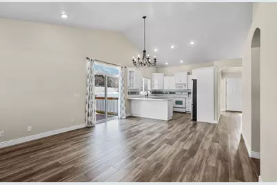 265 Canyon Rd, Providence, UT 84332 - Photo 8