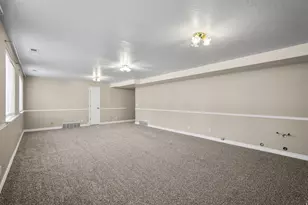 265 Canyon Rd, Providence, UT 84332 - Photo 20