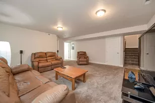 393 E Corral Creek Dr, Midvale, UT 84047 - Photo 24