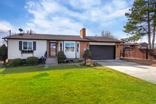 2025 W 14400 S, Bluffdale, UT 84065 - Photo 2