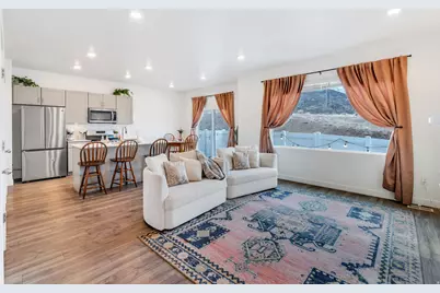 647 W Raintree Ln, Santaquin, UT 84655 - Photo 4