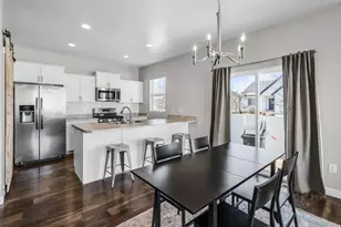 53 E Jubilee Dr, Saratoga Springs, UT 84045 - Photo 8