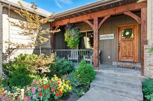 1062 E 350 S, Springville, UT 84663 - Photo 2