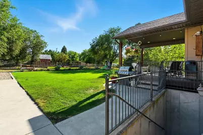 1062 E 350 S, Springville, UT 84663 - Photo 42