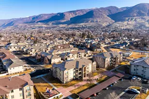 303 W 650 N, Centerville, UT 84014 - Photo 24