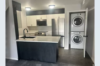 1196 E Waterside Cv S #22, Sandy, UT 84047 - Photo 4