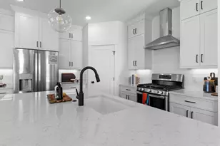 1772 W Rivergate Dr, Logan, UT 84321 - Photo 8