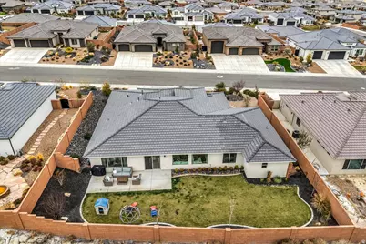 2112 E Honeycomb Dr, Saint George, UT 84790 - Photo 26