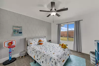 2112 E Honeycomb Dr, Saint George, UT 84790 - Photo 12