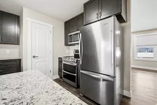 14026 S Ben Lomond Peak Dr, Riverton, UT 84096 - Photo 4