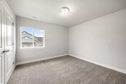 641 N Pinnacle Ln, Saratoga Springs, UT 84045 - Photo 26