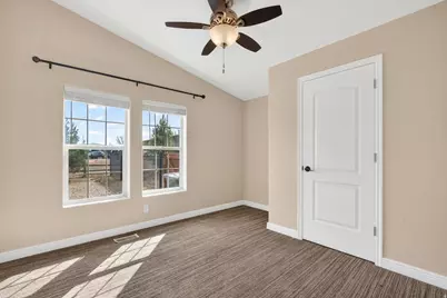 1363 N Rome Way, Apple Valley, UT 84737 - Photo 30