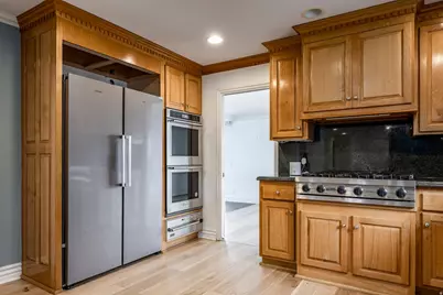 325 N Federal Heights Cir, Salt Lake City, UT 84103 - Photo 18
