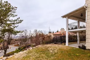 325 N Federal Heights Circle, Salt Lake City, UT 84103 - Photo 14