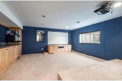 325 N Federal Heights Cir, Salt Lake City, UT 84103 - Photo 38